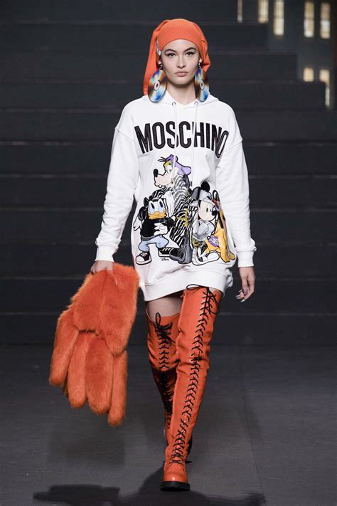 moschino ropa hm|moschino h&m show.